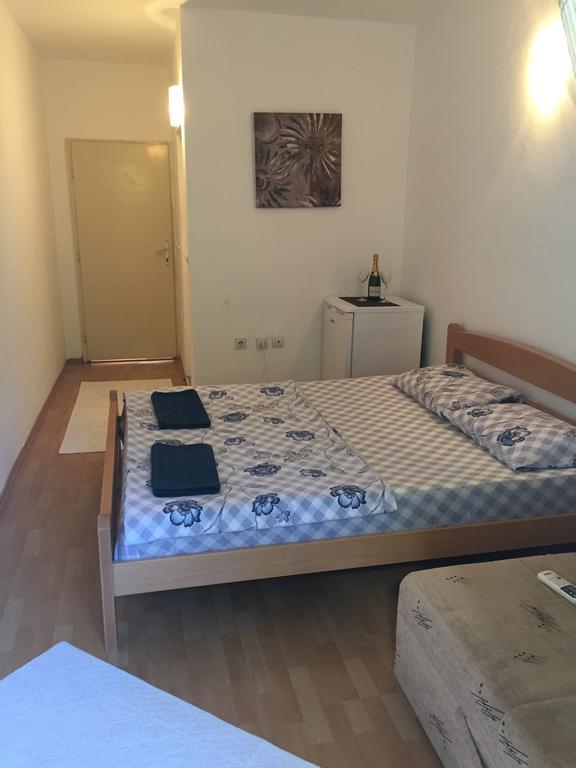 Tina Rooms Ulcinj Eksteriør bilde